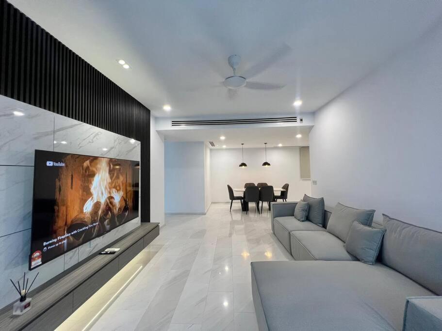 Pangsapuri Eaton Residences Klcc Kuala Lumpur